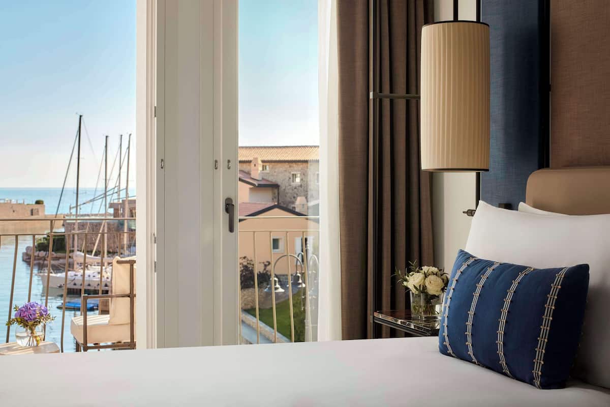 1 bedroom, minibar, in-room safe, desk