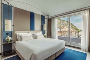 Minibar, in-room safe, desk, laptop workspace - Tivoli Portopiccolo Sistiana Wellness Resort & Spa (Duino-Aurisina)