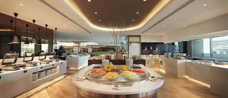 TĂ€gliches FrĂŒhstĂŒcksbuffet (60 MYR pro Person)