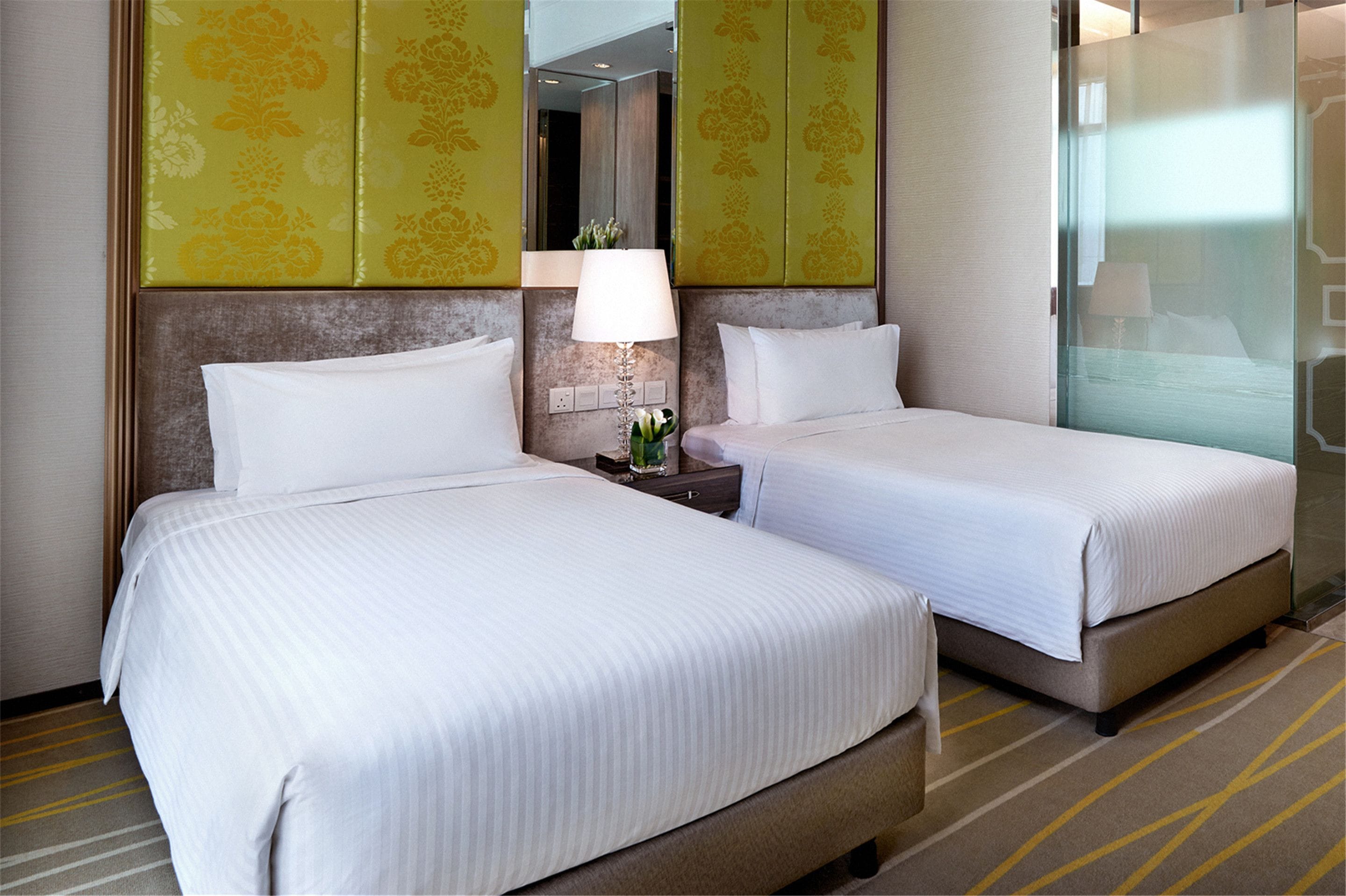 minibar, in-room safe, desk, laptop workspace