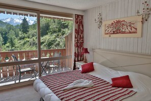 Chambre classique | Coffre-fort, lit de bébé (gratuit), accès au Wi-Fi (inclus)