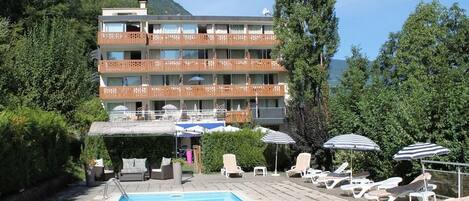 In-room safe, free cribs/infant beds, free WiFi, bed sheets