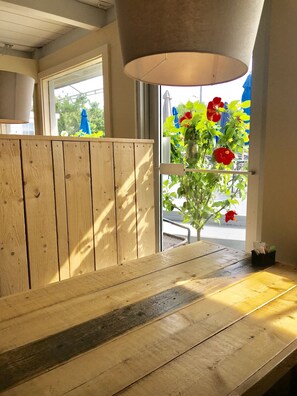 Cafe - Top Mast Resort (North Truro)