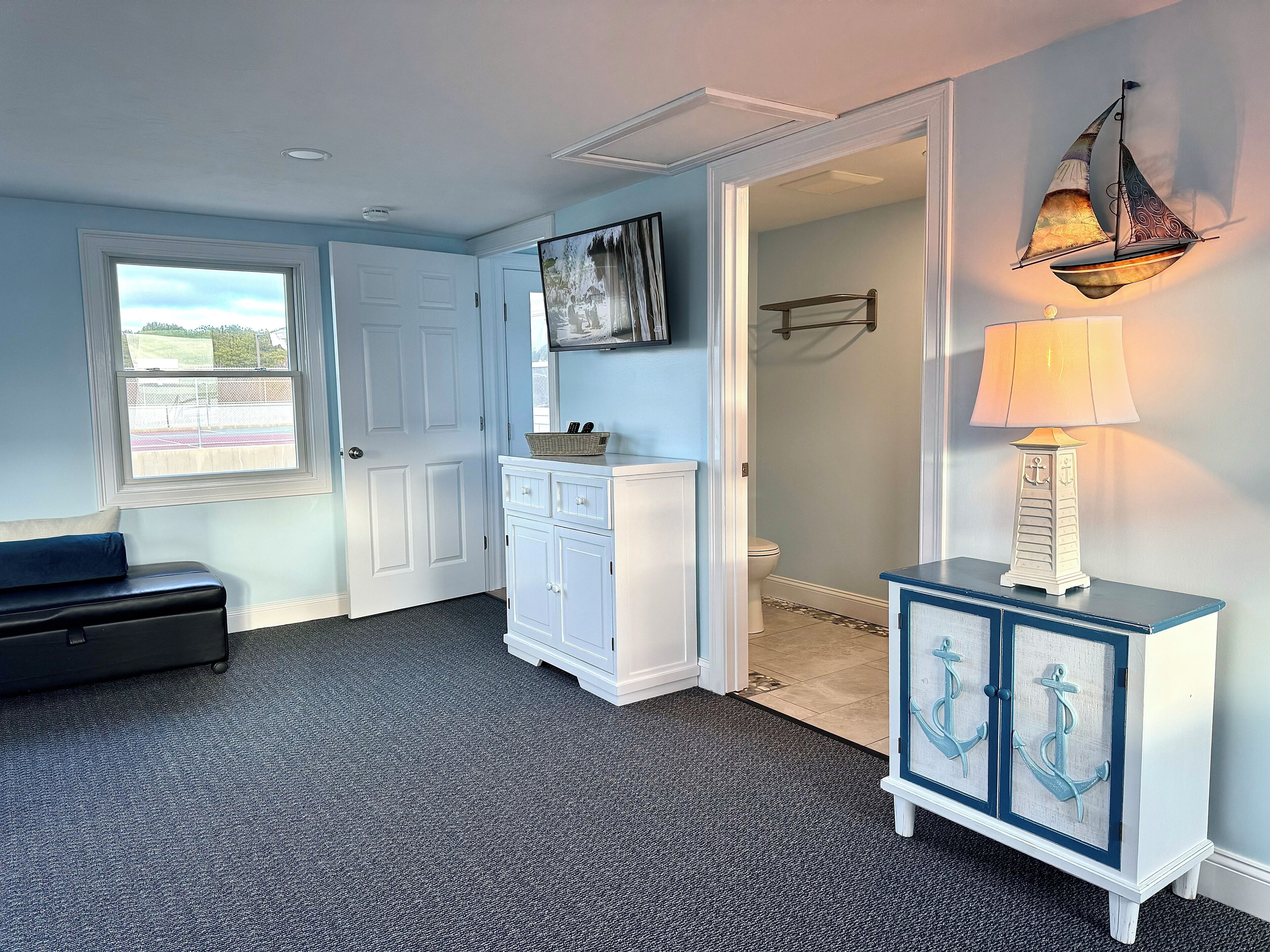 anchor house | individually decorated, individually furnished, iron/ironing board