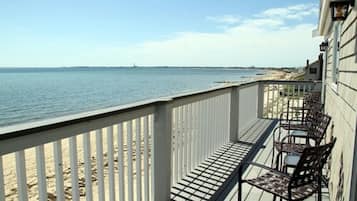 Casa, 3 quartos, vista para a praia | Vista do quarto