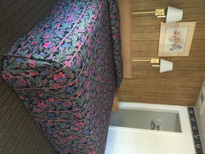 ห้องสแตนดาร์ดซิงเกิล, เตียงควีนไซส์ 1 เตียง (Non-Smoking) | โต๊ะทำงาน, Wi-Fi ฟรี