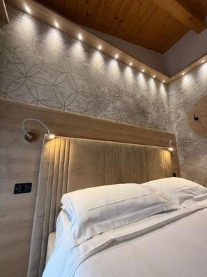 Premium bedding, down duvets, in-room safe, desk - Hotel Villa Fosine (Pinzolo)