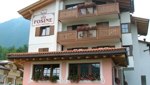 Unclassified image, 4 of 77, button - Hotel Villa Fosine (Pinzolo)