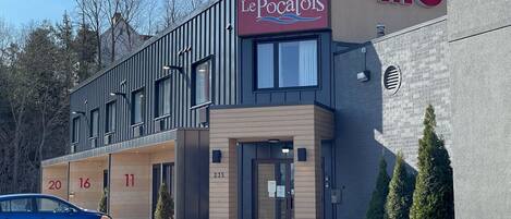 Fachada de la propiedad