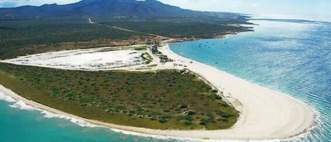 Beach nearby, scuba diving
