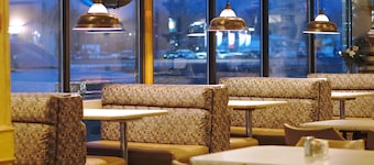 The Ritz Cafe and Motor Inn