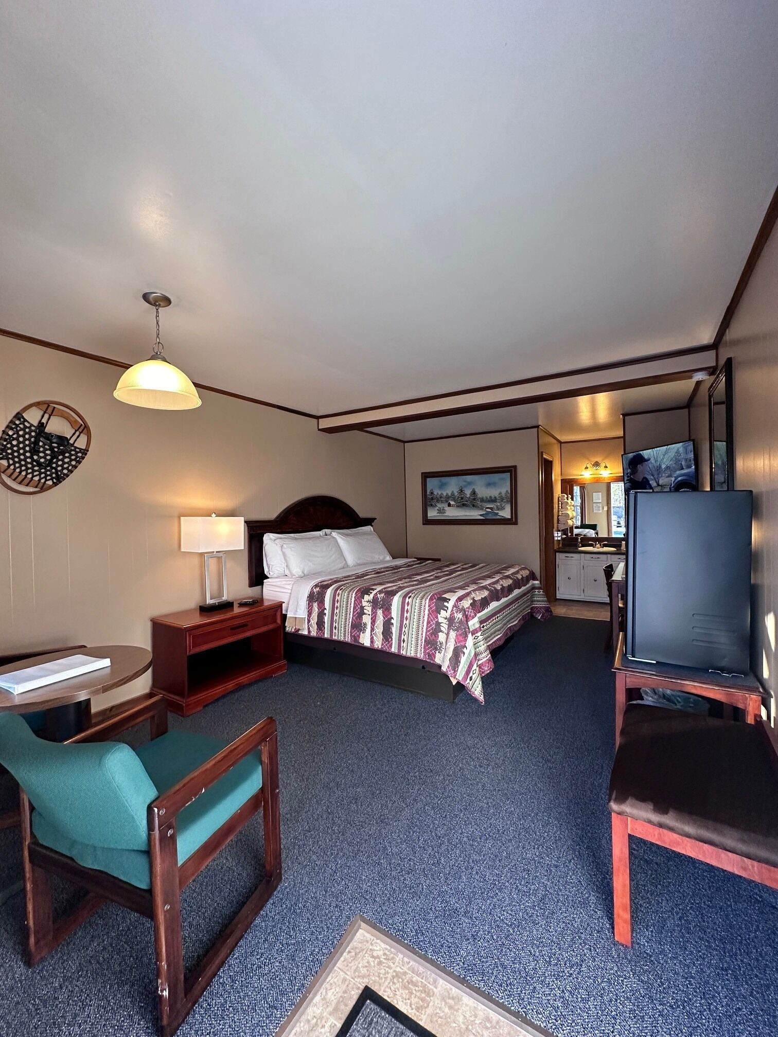 مكتب ومكواة/لوح كي وواي فاي مجانًا وملاءات أسرّة