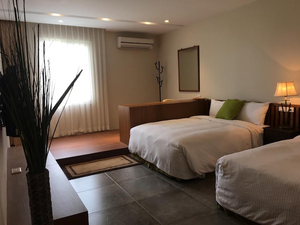 獨特裝潢、書桌、隔音、免費無線上網