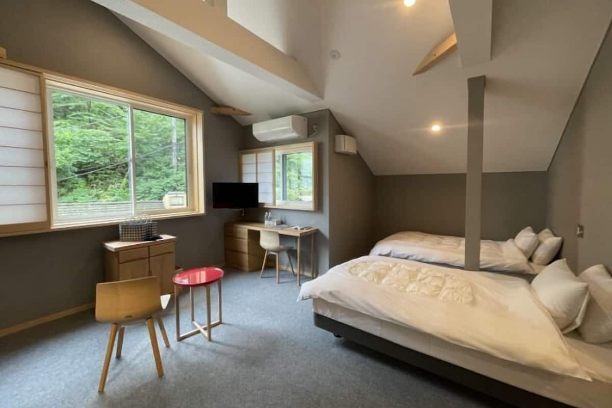 Room with 2 Single Beds and Private Hot Spring(Annex Pedalo), Non Smoking | Free WiFi