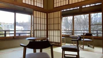 角部屋和室 布団 禁煙 | WiFi (無料)