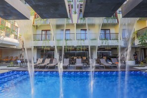 Indoor pool - Serela Legian Bali (Legian)