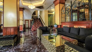 Interior entrance - Luneta Hotel (Manila)