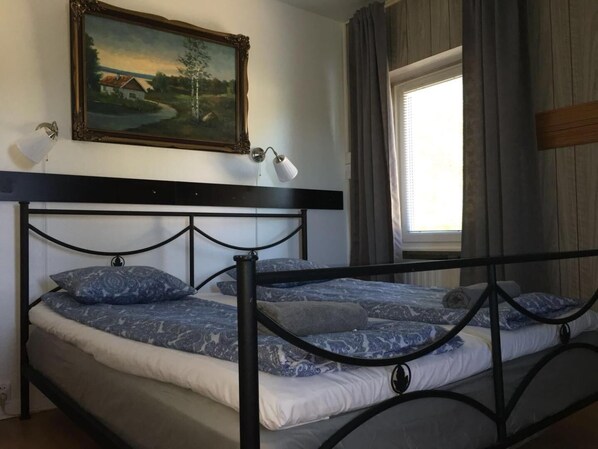 Bureau, accès au Wi-Fi (inclus)