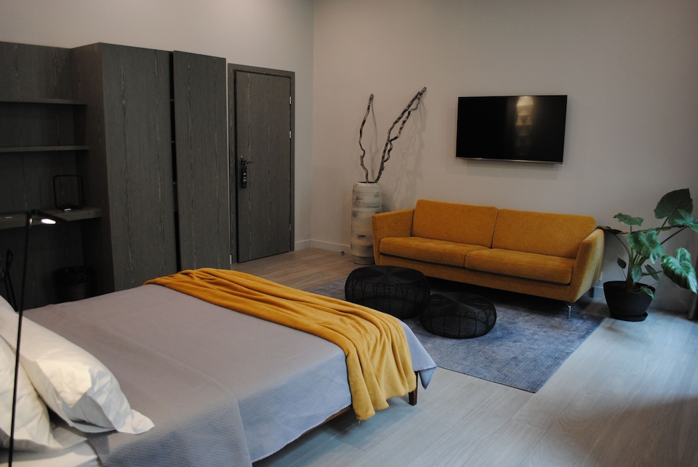 Les Suites Masséna by null