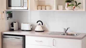 Fridge, microwave, espresso maker, coffee/tea maker