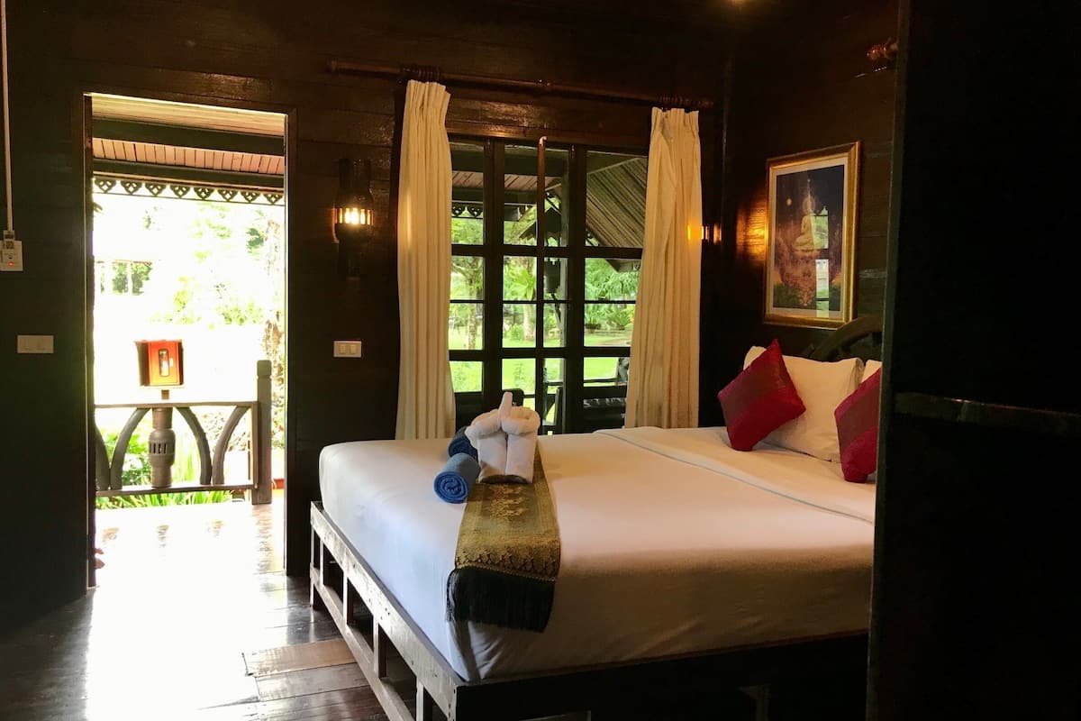 signature room | 1 bedroom, in-room safe, rollaway beds, free wifi