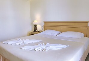 Cortinas blackout, camas plegables/adicionales y wifi gratis 