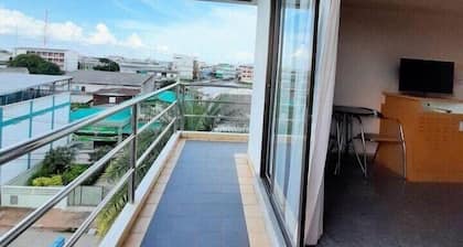 Maneerote Hotel Surin