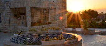 オーベルジ・イン・ゲストハウス