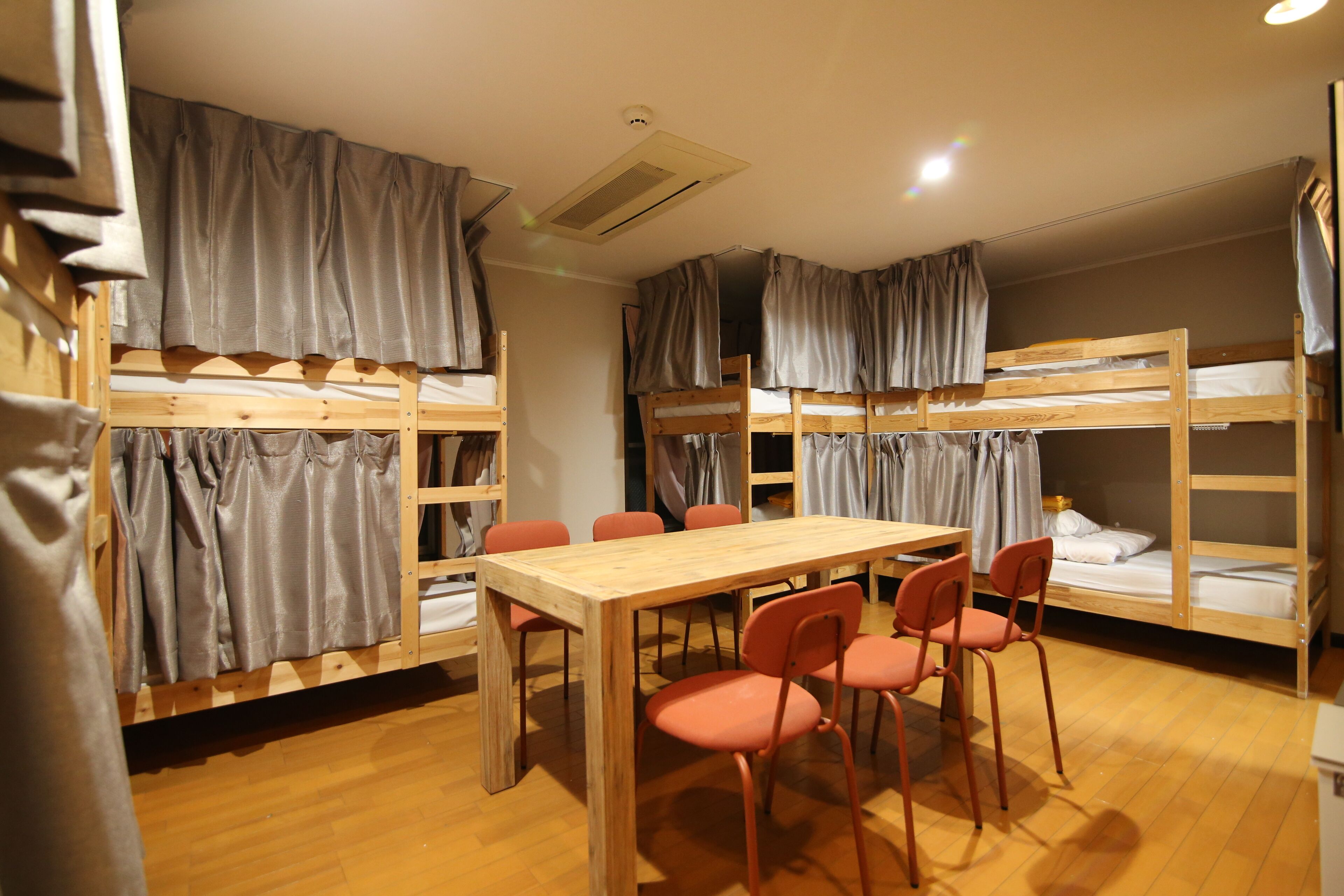 Foto - Tokyo House INN