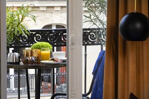 Superior Double Room, Balcony | Terrace/patio - Hôtel Monsieur & Spa (Paris)