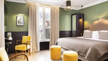 Ropa de cama de alta calidad y minibar