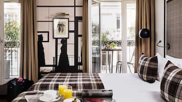 Superior Double Room, Balcony | Premium bedding, minibar, in-room safe, desk