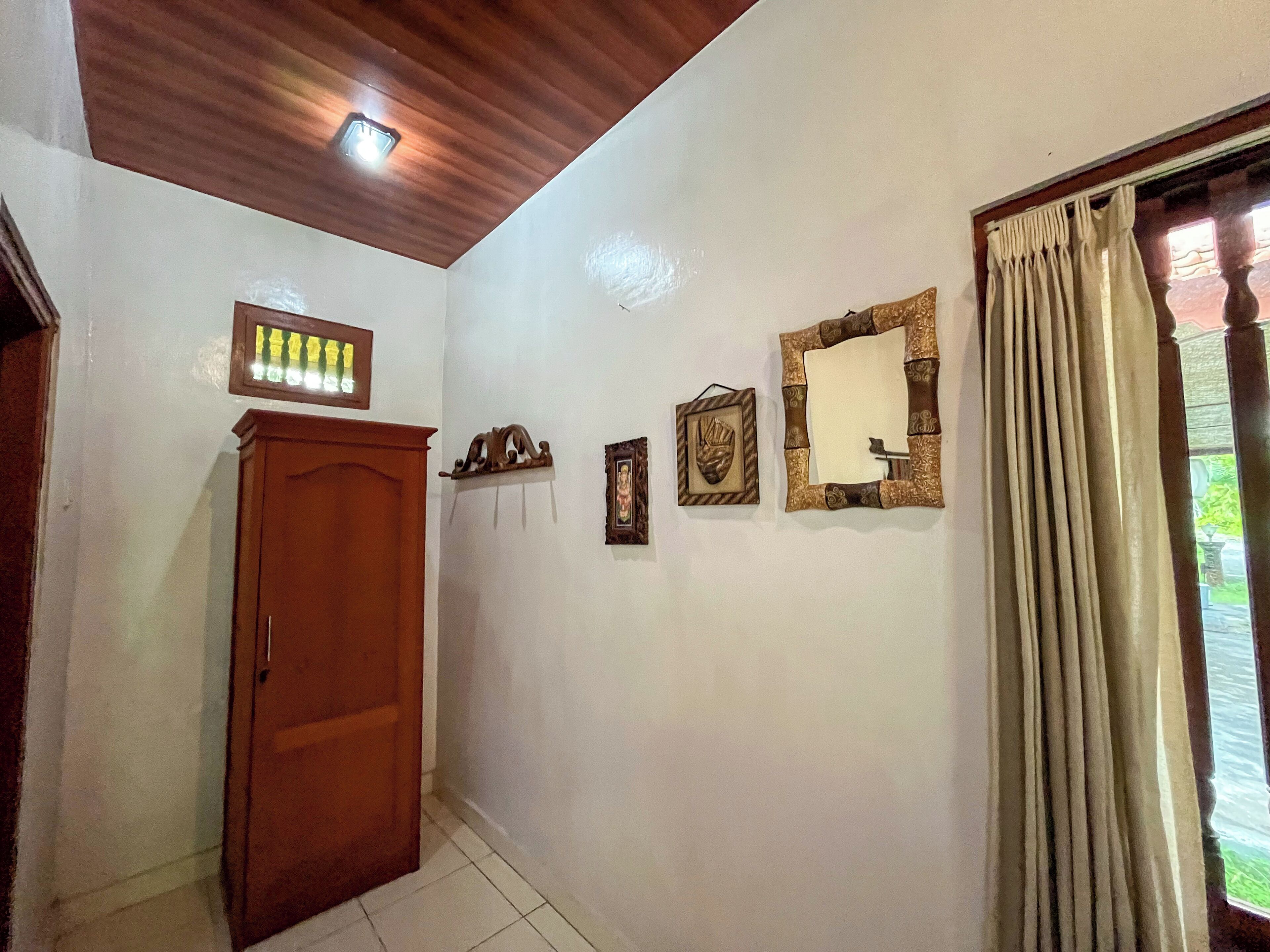 standard room | room amenity