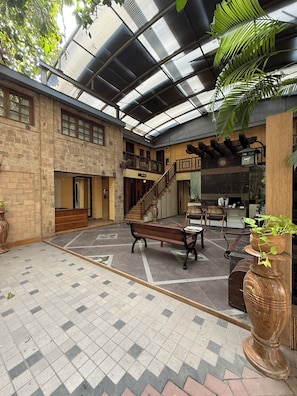 Front of property - Hotel Beach Garden (Mumbai)