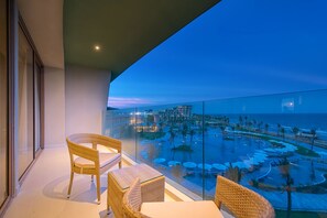 Balcony - FLC Luxury Hotel Samson (Sam Son)