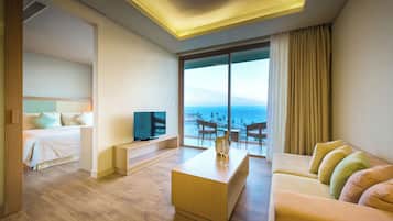 Minibar, in-room safe, desk, blackout drapes