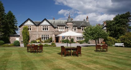 Ramnee Hotel