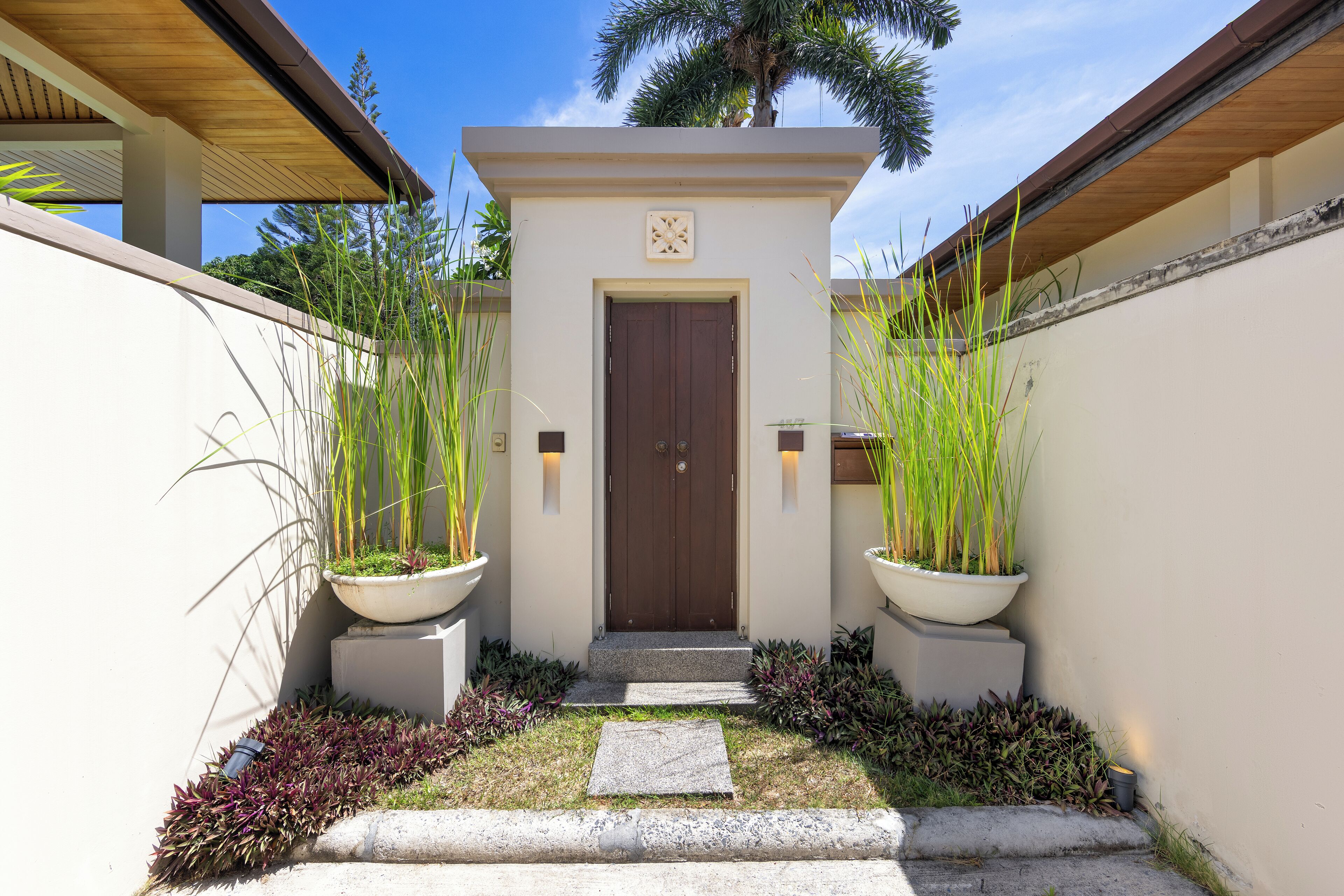 Entrada de la propiedad