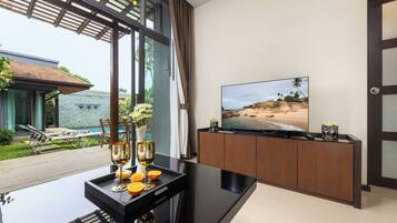 Televisión de pantalla plana, reproductor de DVD