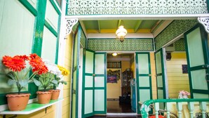 Unclassified image, 4 of 29, button - Laksameenarai Guesthouse - Hostel (Bangkok)