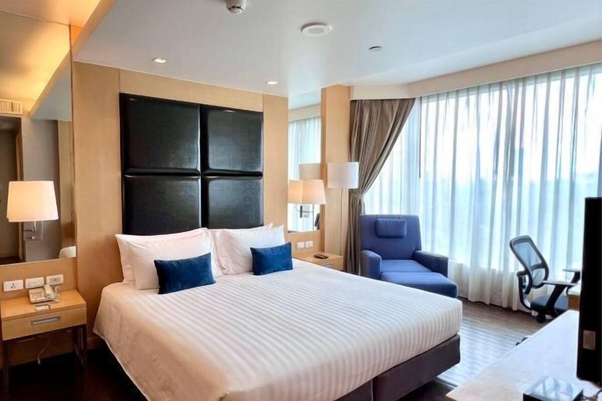 In-room safe, desk, laptop workspace, blackout curtains