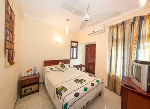 In-room safe, desk, iron/ironing board, free WiFi - Amanda Hills Kandy (Kandy)