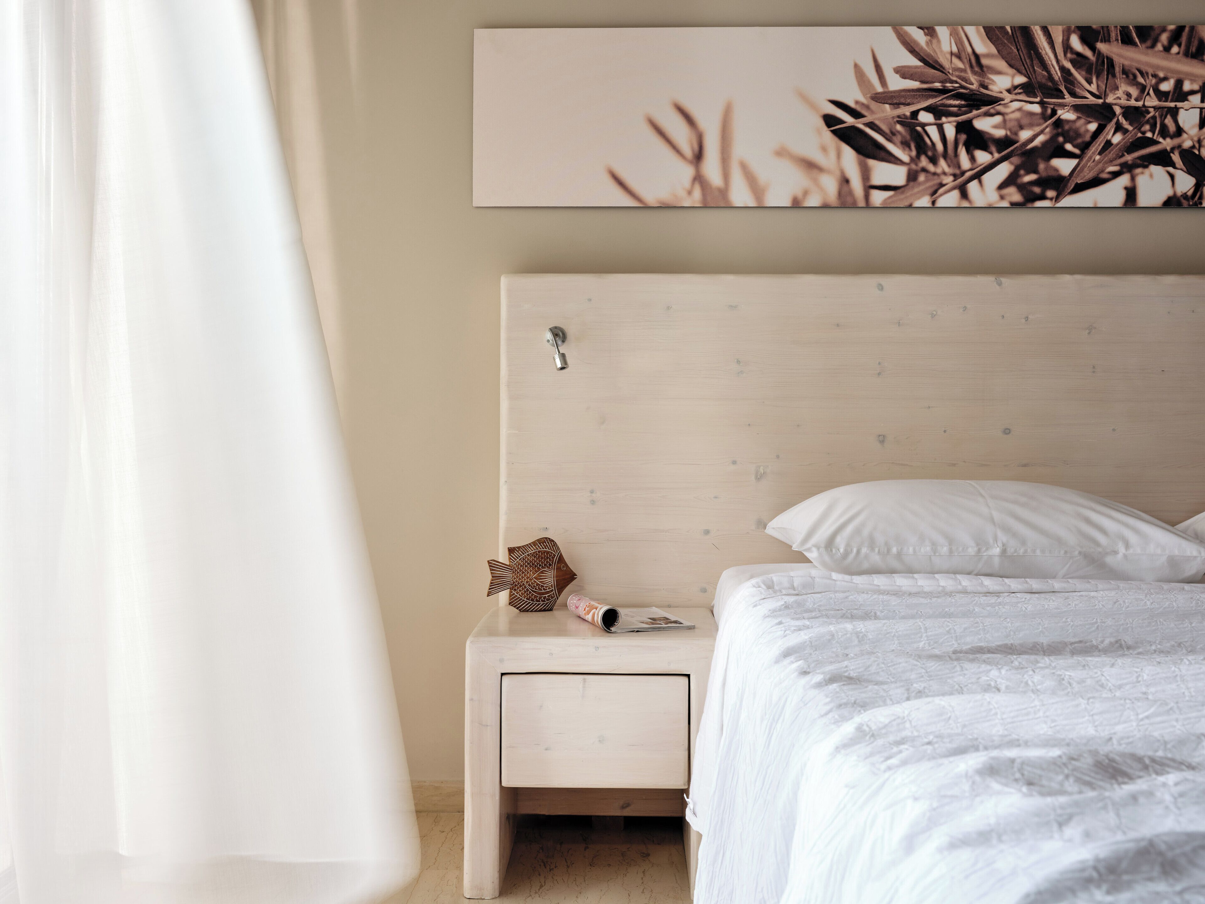 single room, garden view | in-room safe, soundproofing, free wifi, bed sheets