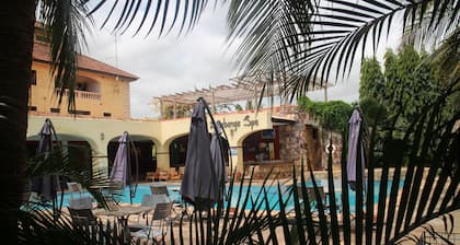 Accra Royal Castle Apartments & Suites