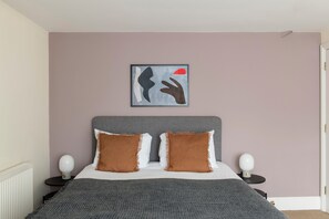 Premium bedding, in-room safe, desk, laptop workspace - SACO Reading - Castle Crescent (Reading)