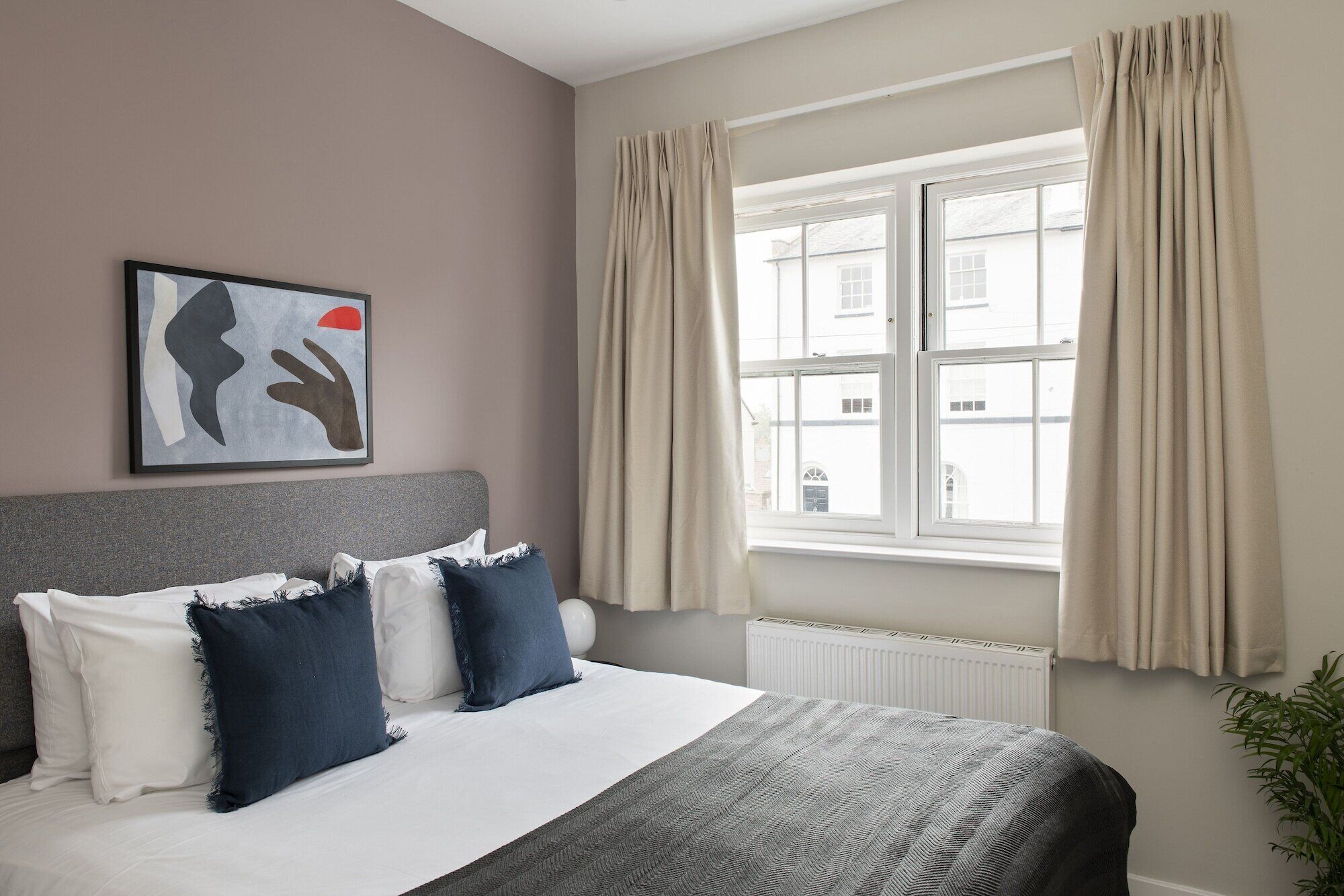 Premium bedding, in-room safe, desk, laptop workspace