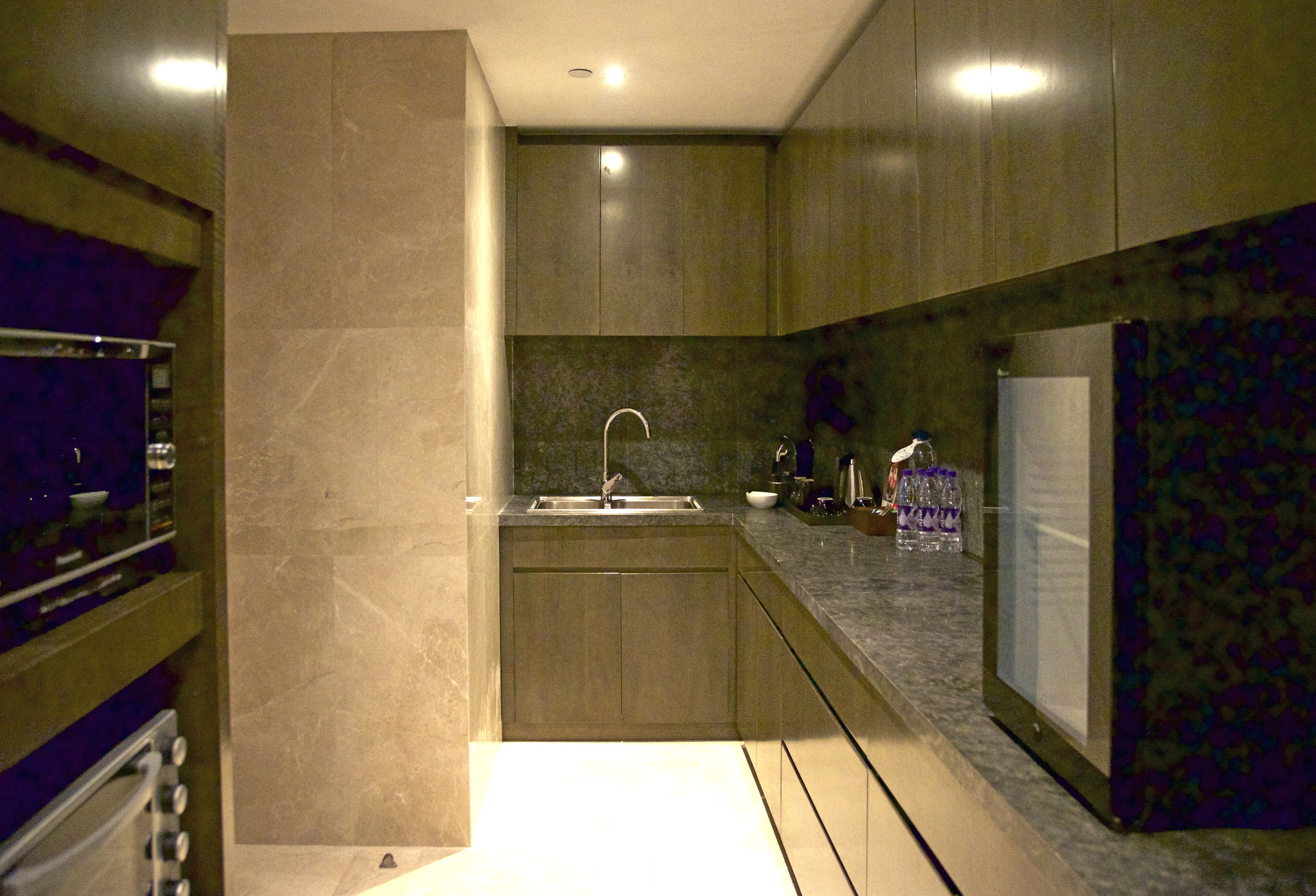 ponglai suite | private kitchen | fridge