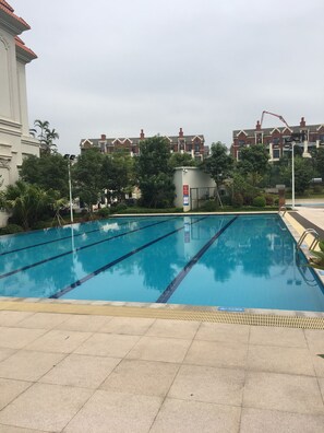 Piscine extérieure