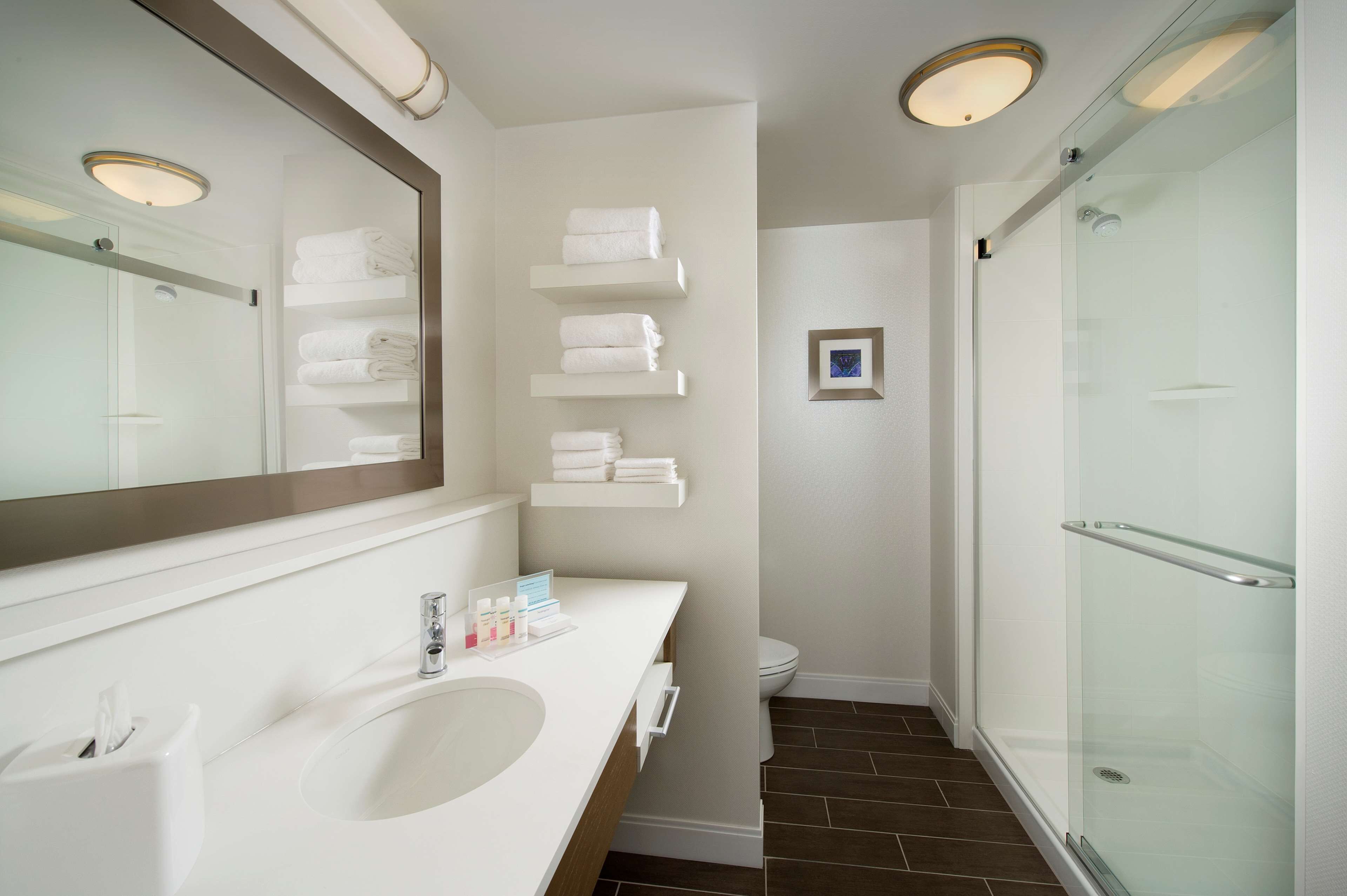 studio, 1 king bed, accessible | bathroom | designer toiletries, towels