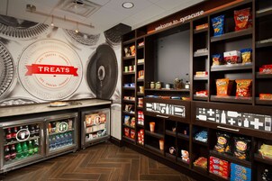 Snack bar